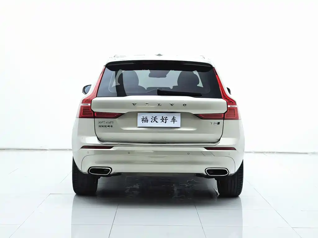 Volvo XC60 2018 — фото 33
