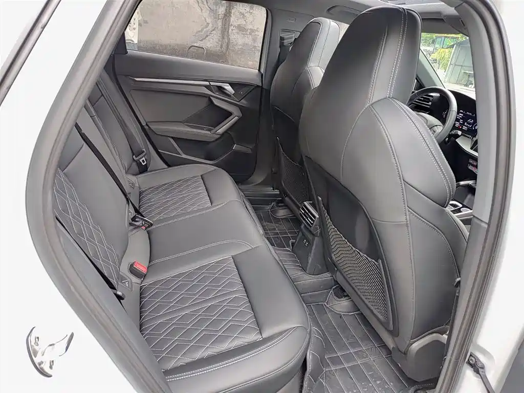 Audi A3 2025 — фото 11