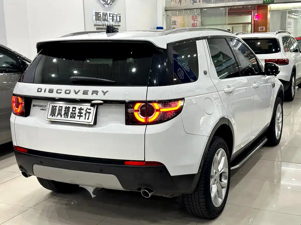 Land Rover Discovery Sport 2018 — фото 3