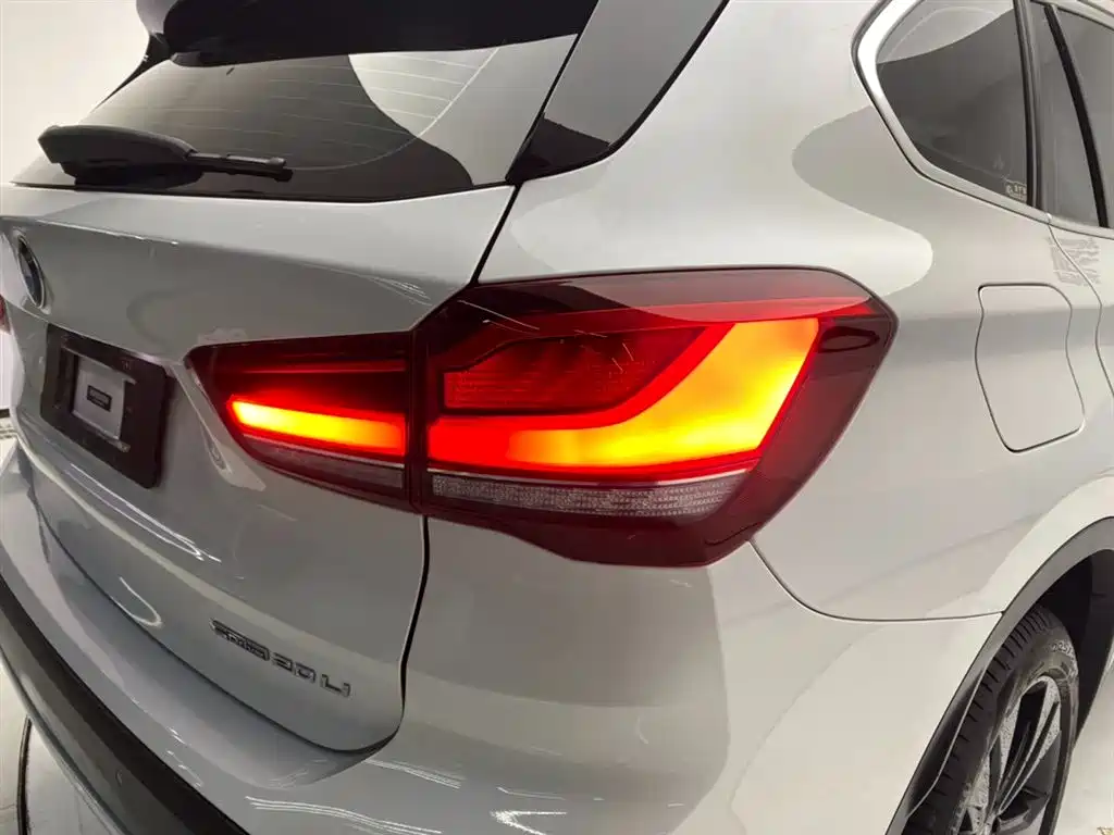 BMW X1 2021 — фото 10