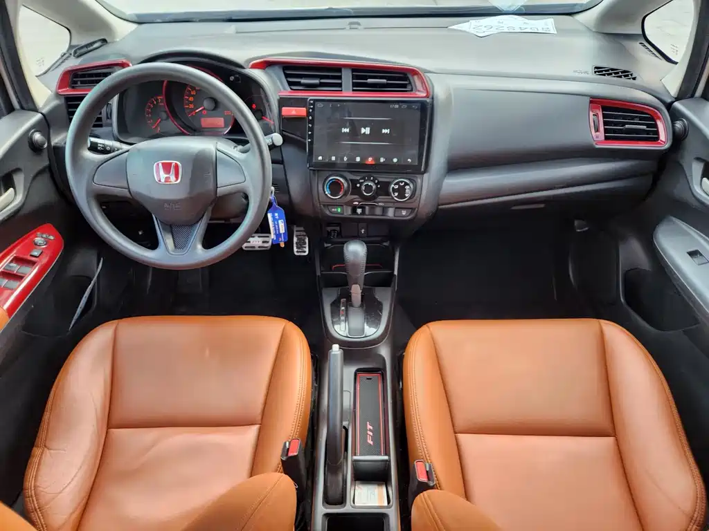 Honda Fit 2015 — фото 6