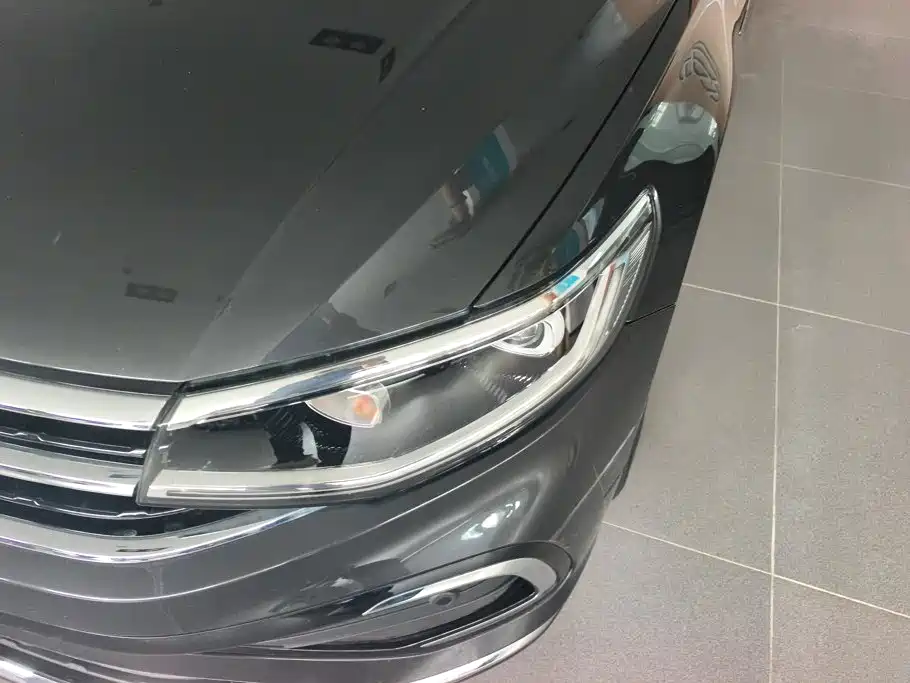Volkswagen Bora 2023