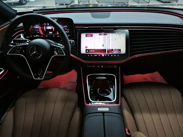Mercedes-Benz E-Class 2024