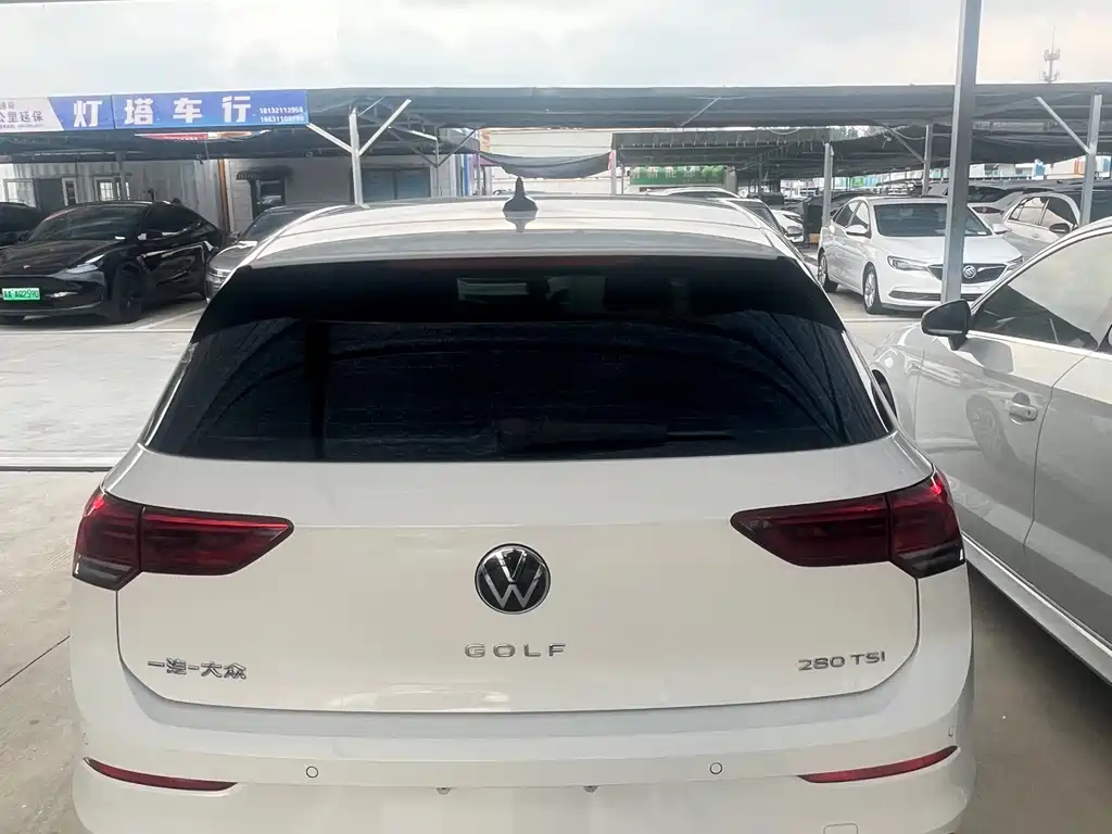 Volkswagen Golf 2022