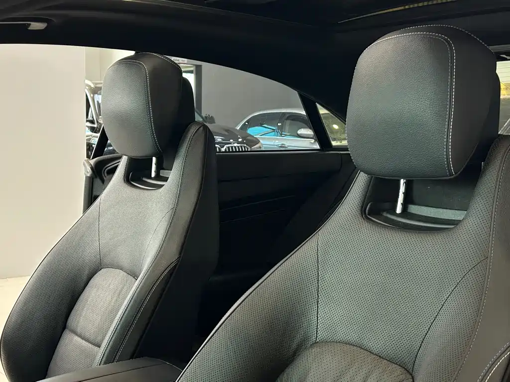 Mercedes-Benz E-Class 2017 — фото 13
