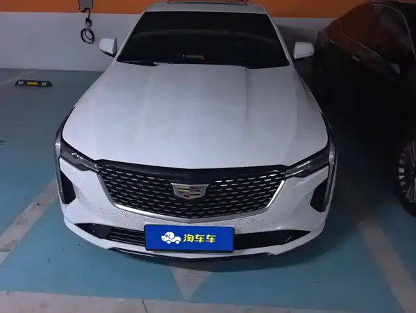 Cadillac CT4 2023