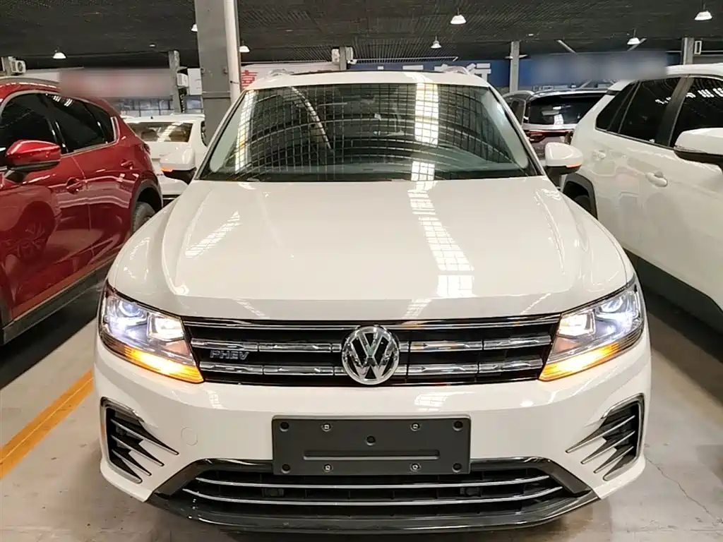 Volkswagen Tiguan L PHEV 2021 — фото 3