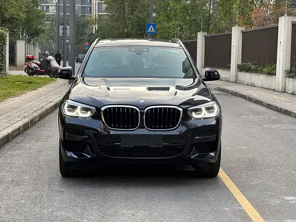 BMW X3 2021