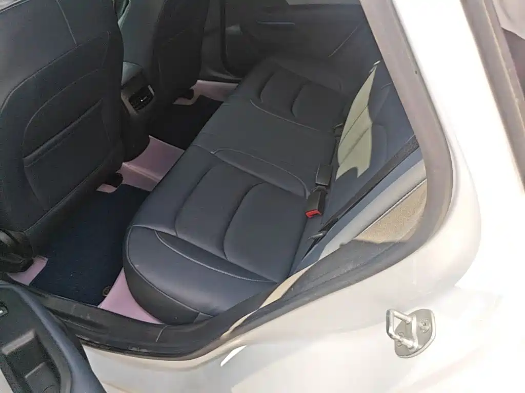 Chevrolet Cruze 2023 — фото 17