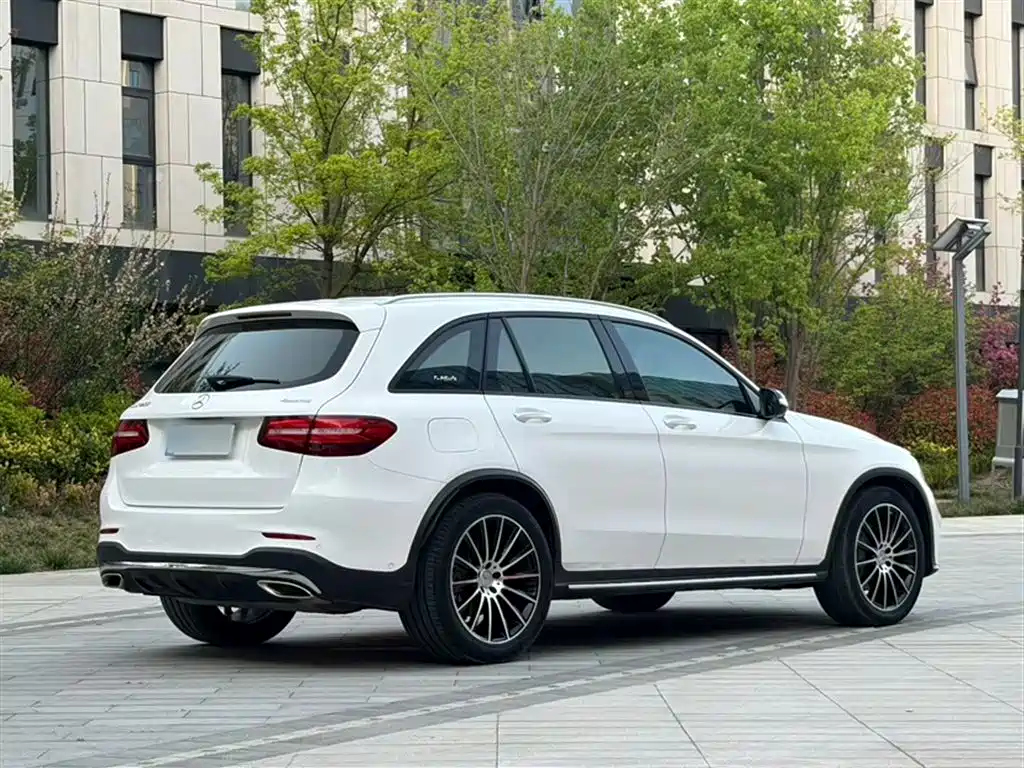 Mercedes-Benz GLC 2018 — фото 7