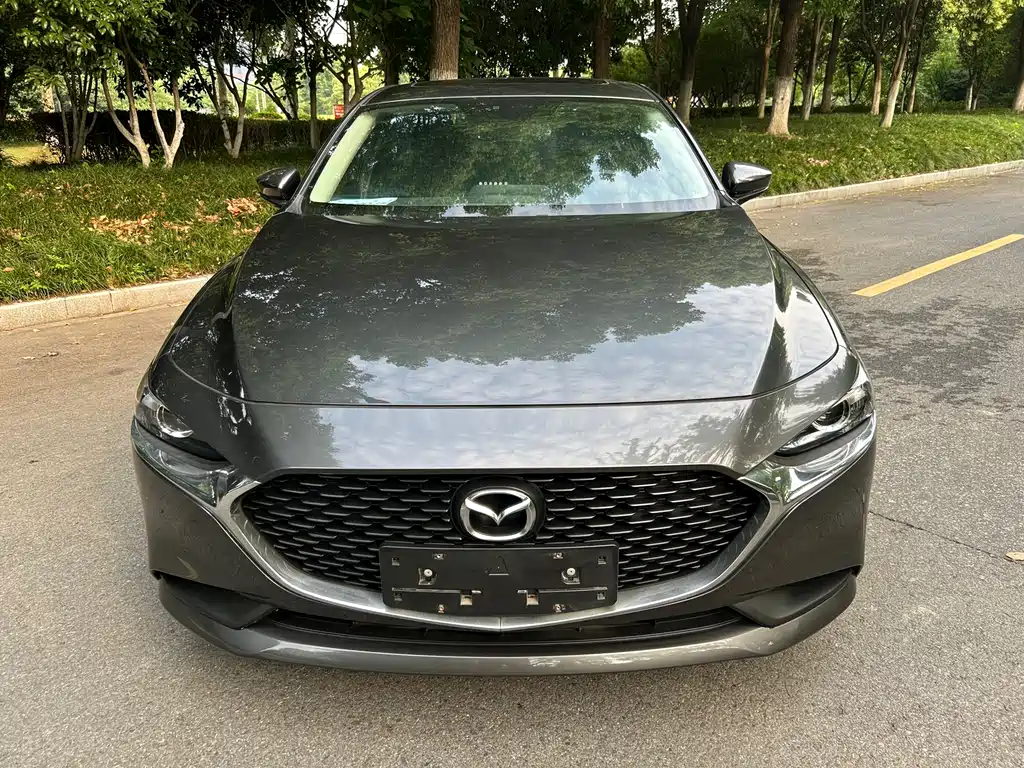 Mazda 3 Axela 2021