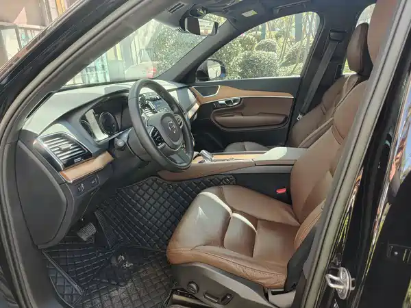 Volvo XC90 2022