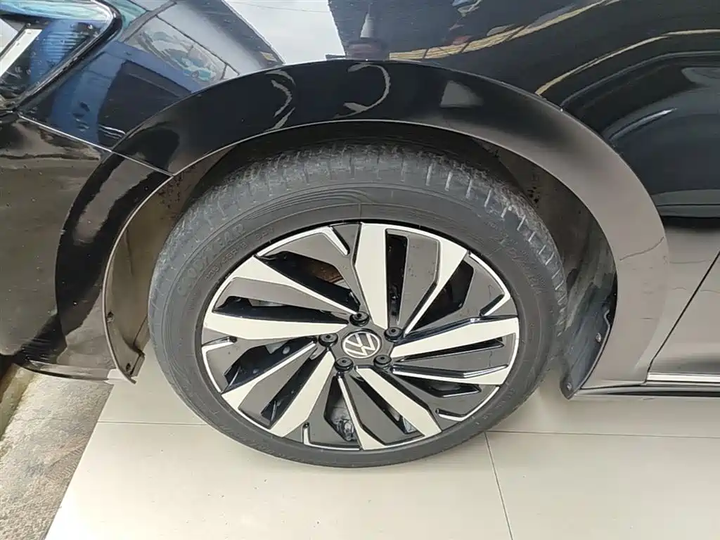 Volkswagen Passat 2022 — фото 23