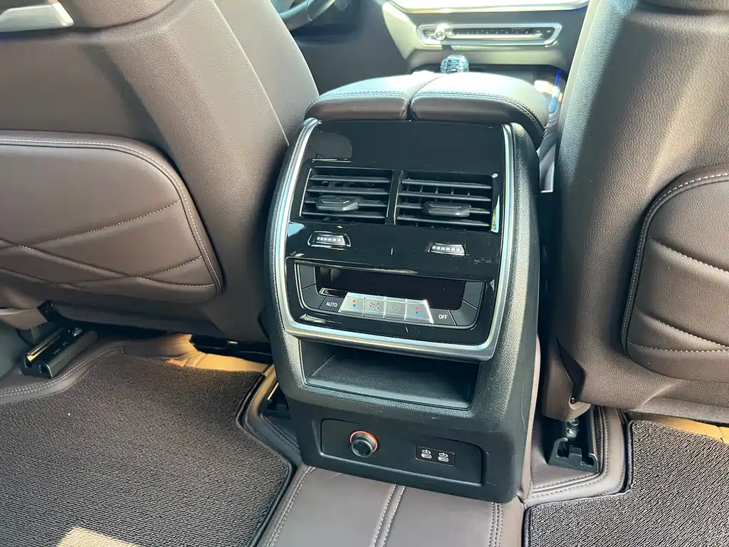 BMW X5 2023 — фото 17