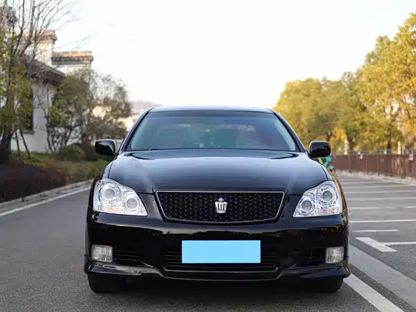 Toyota Crown 2008