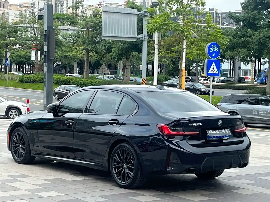 BMW 3 Series 2023