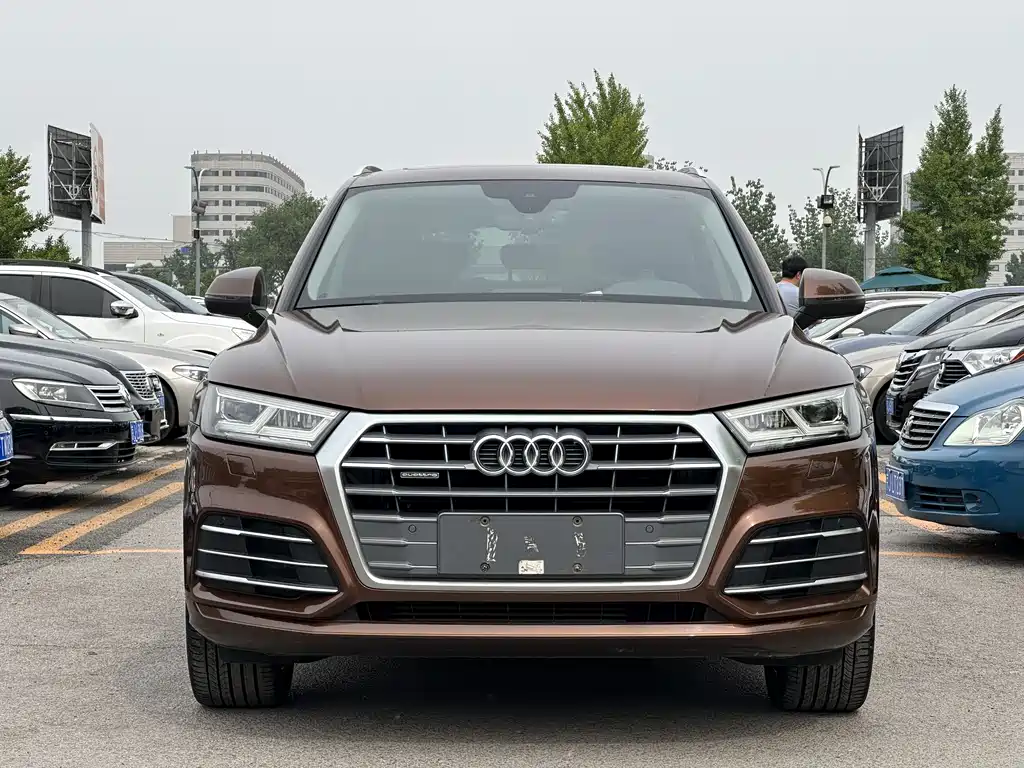 Audi Q5L 2019 — фото 2