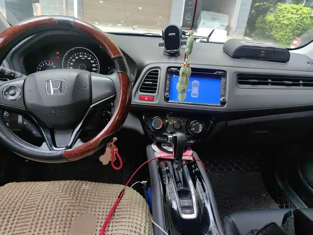 Honda Vezel 2016 — фото 13
