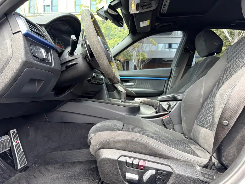 BMW 3 Series 2018