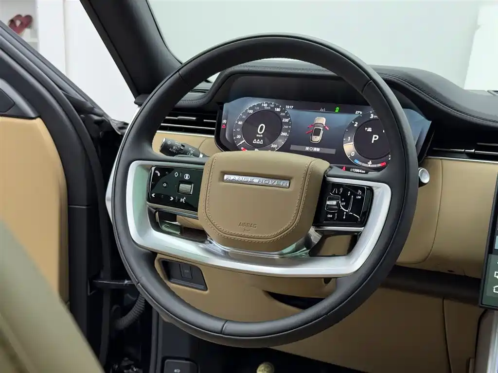 Land Rover Range Rover 2025 — фото 12