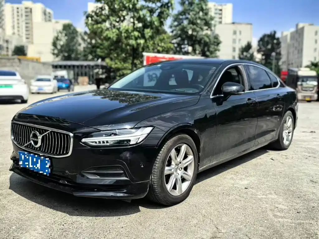 Volvo S90 2017 — фото 1