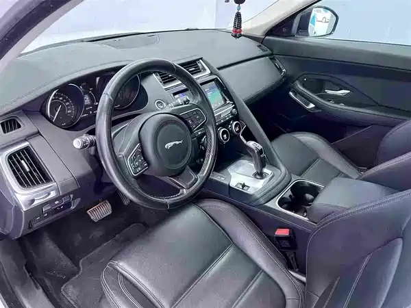 Jaguar E-PACE 2018