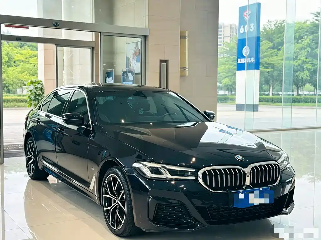 BMW 5 Series 2023
