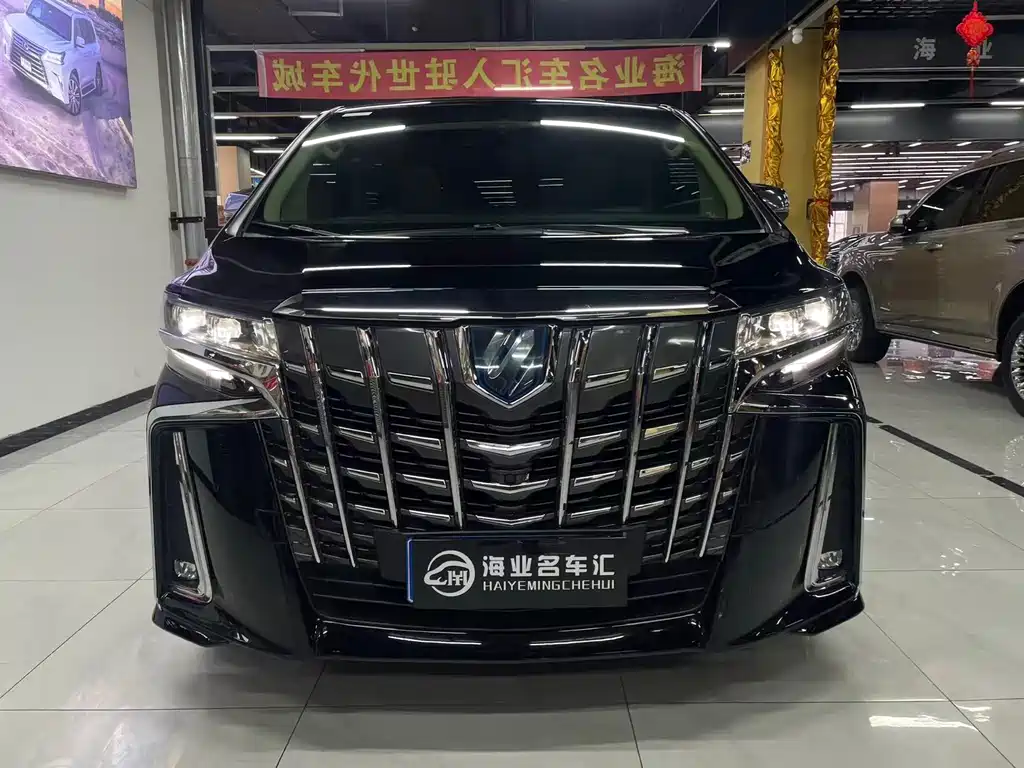 Toyota Alphard 2020 — фото 2