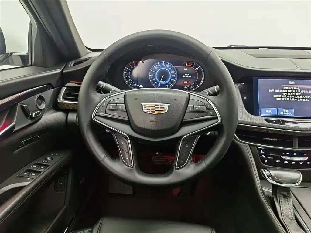 Cadillac CT6 2018 — фото 11