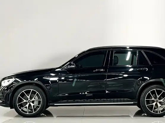 Mercedes-Benz GLC AMG 2021 — фото 3