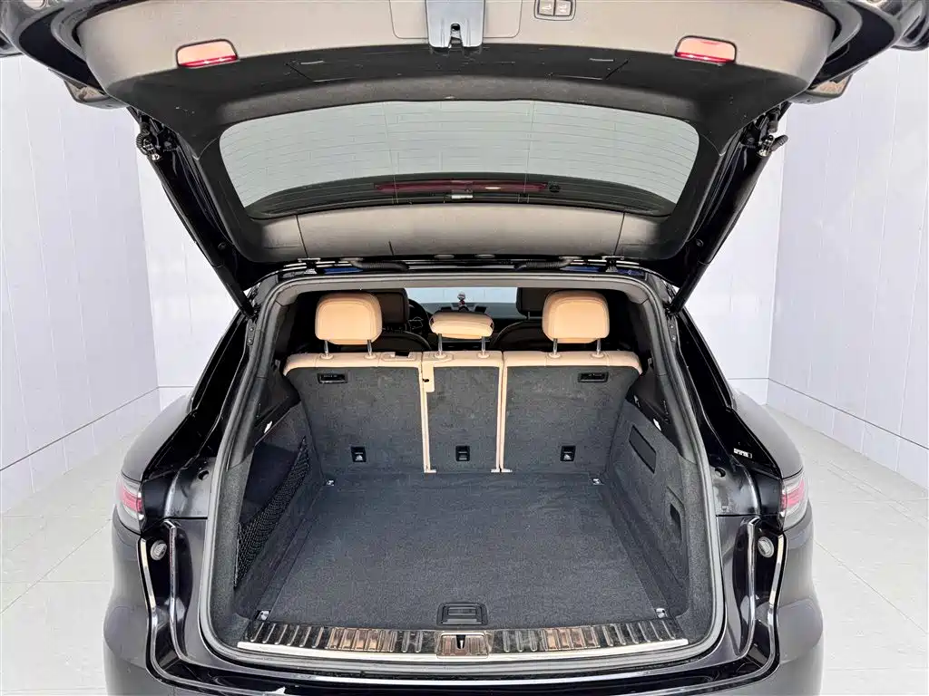 Porsche Cayenne 2019 — фото 17