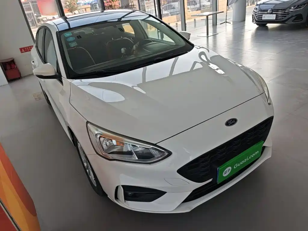 Ford Focus 2020 — фото 4