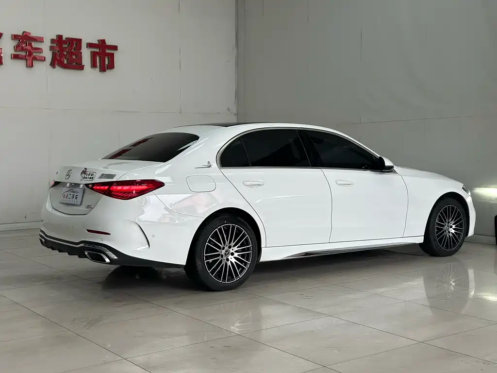 Mercedes-Benz C-Class 2022 — фото 18