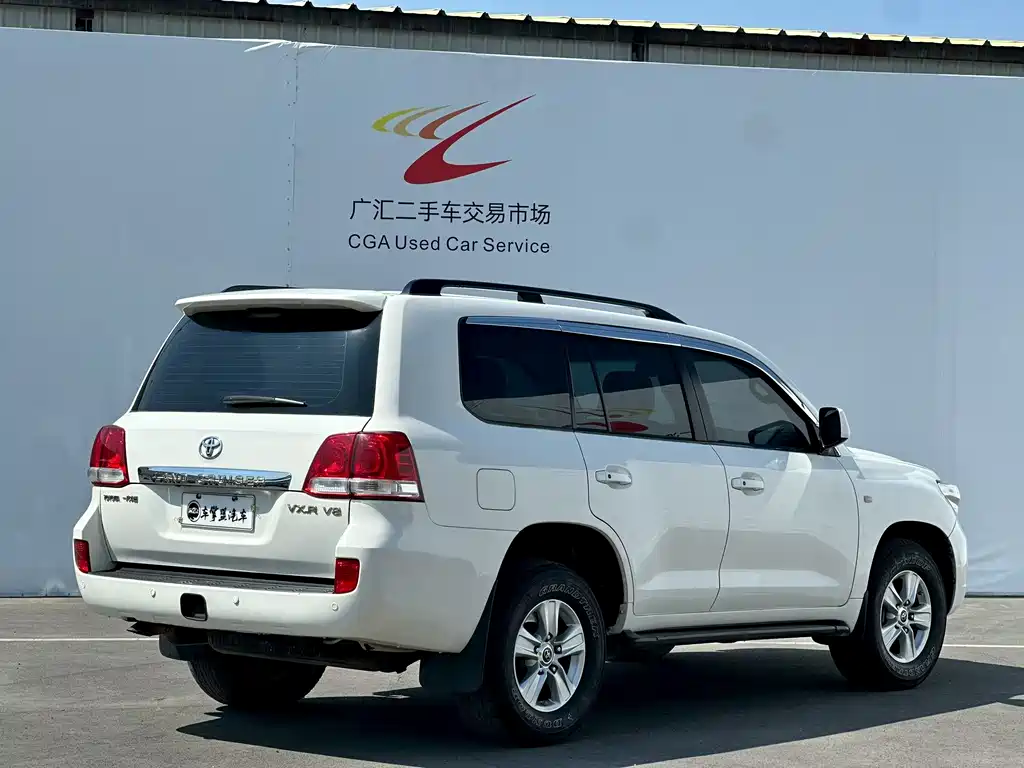 Toyota Land Cruiser 2011 — фото 7
