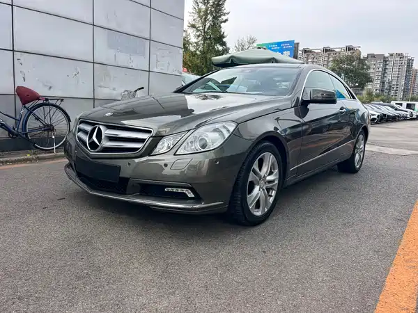 Mercedes-Benz E-Class 2009