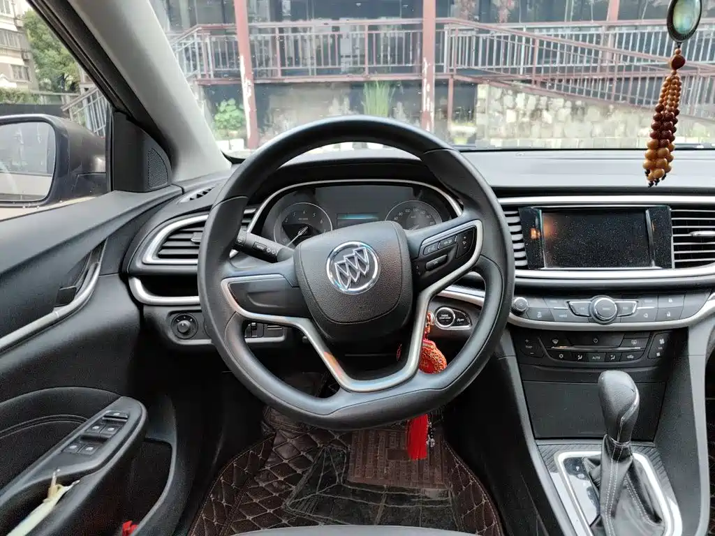 Buick Excelle 2015