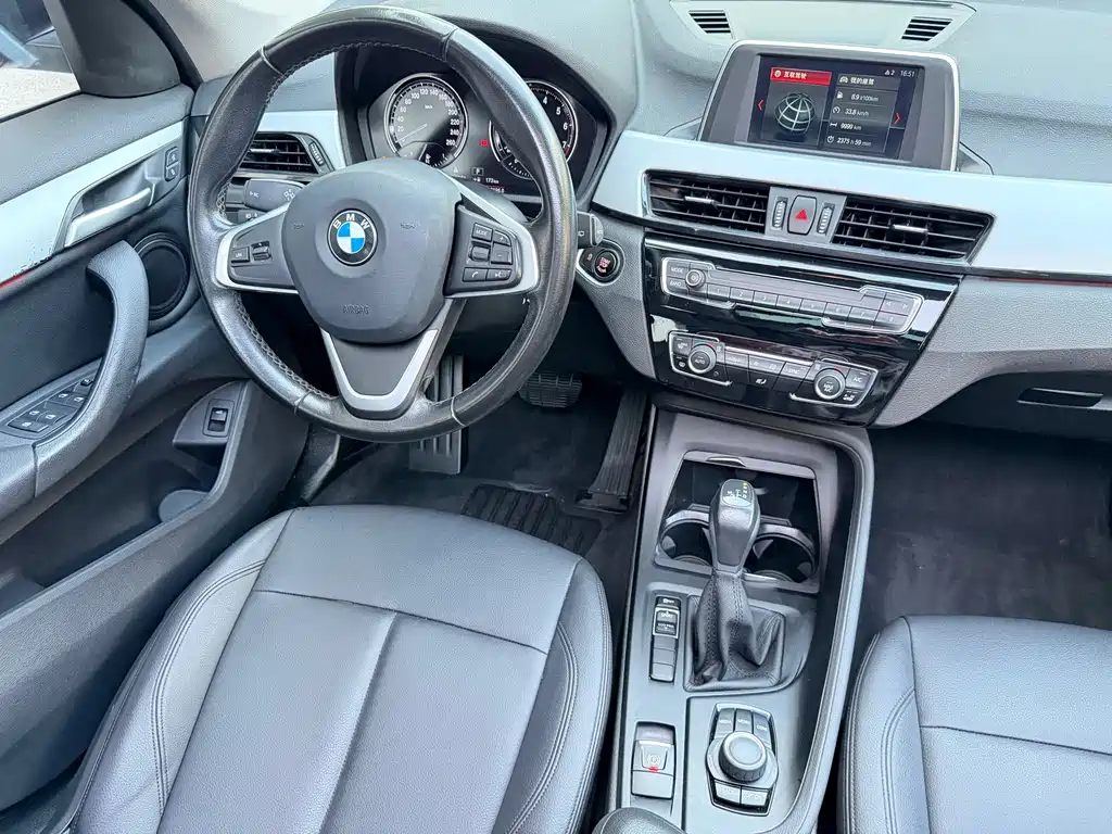 BMW X1 2019 — фото 13