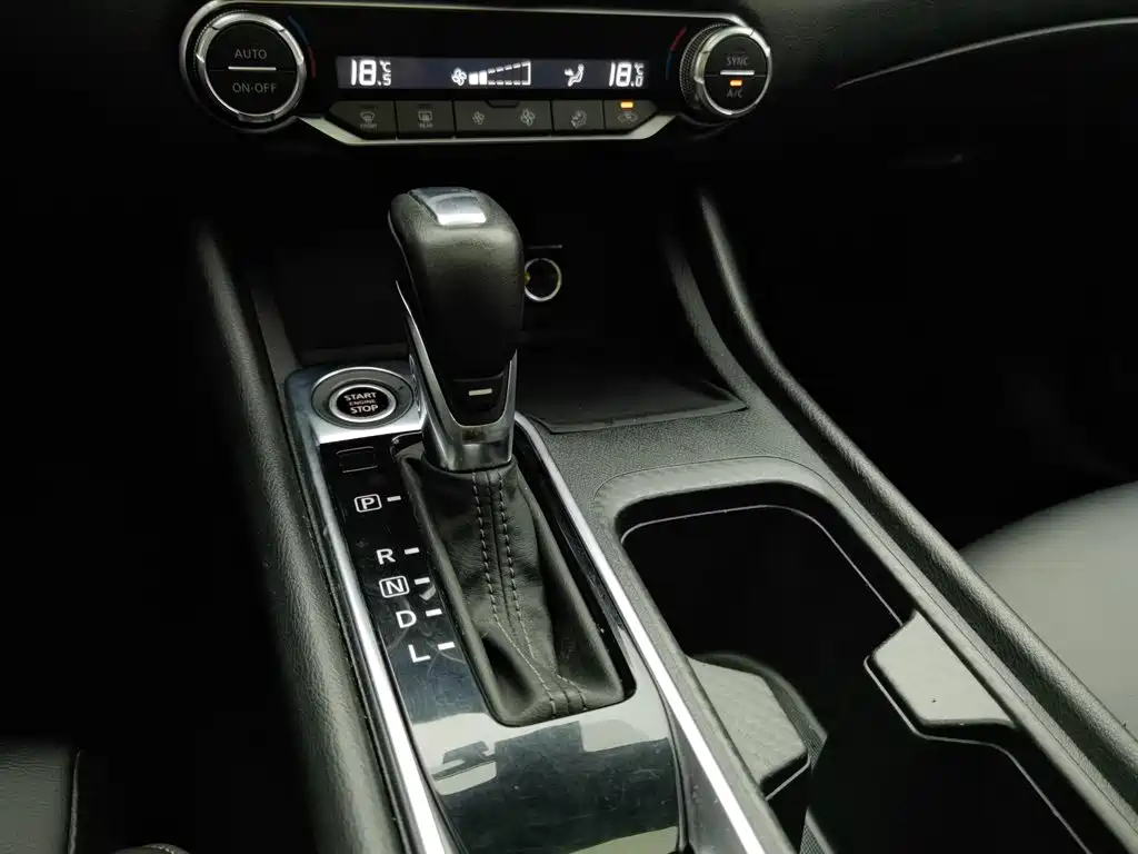 Nissan Sylphy 2021 — фото 13