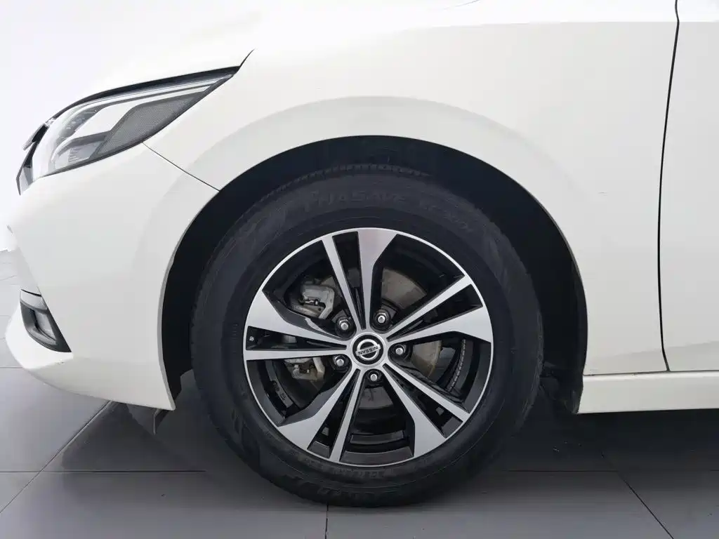 Nissan Sylphy 2021 — фото 17