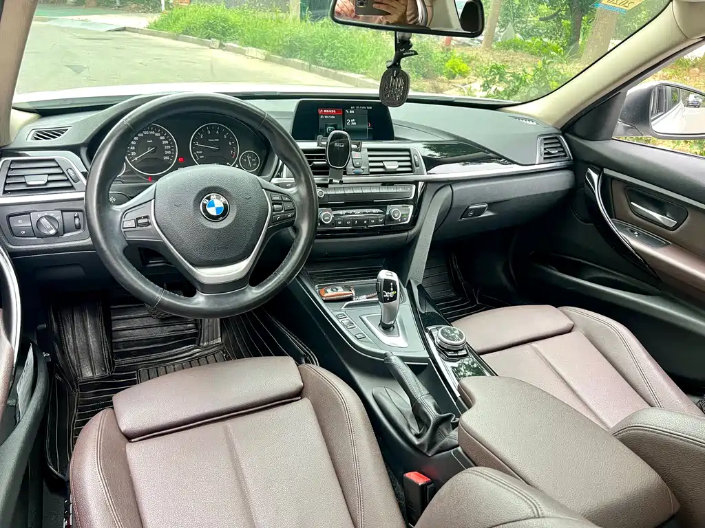 BMW 3 Series 2018