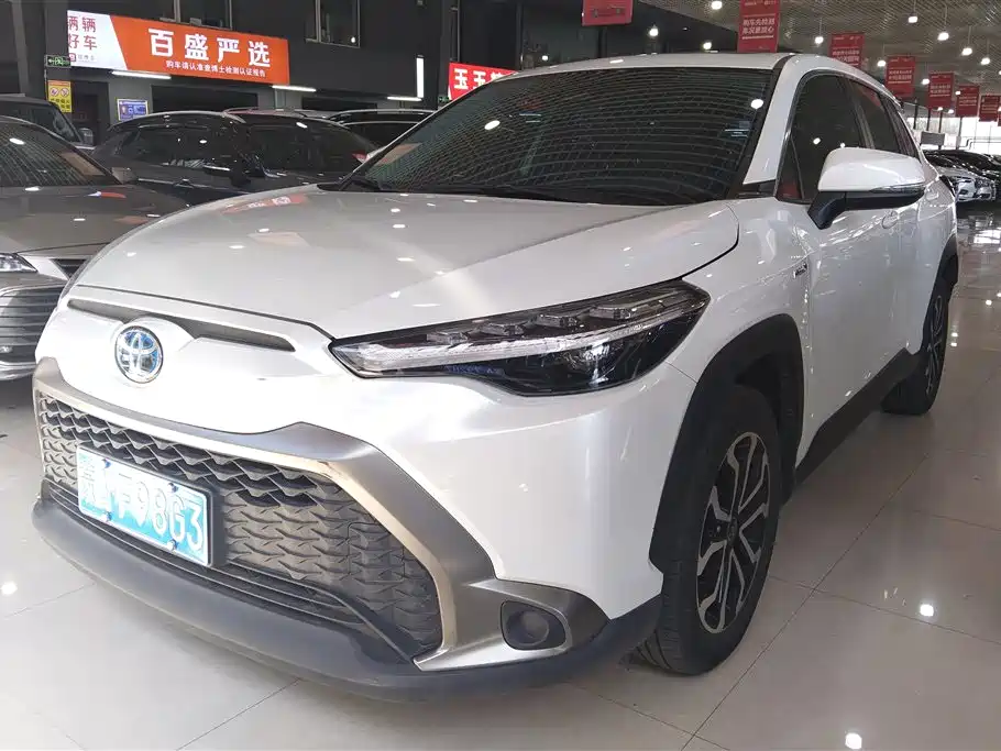 Toyota Frontlander 2024