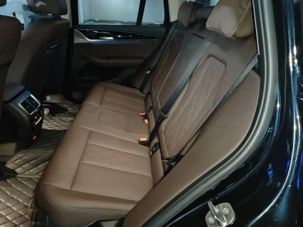 BMW iX3 2023 — фото 17
