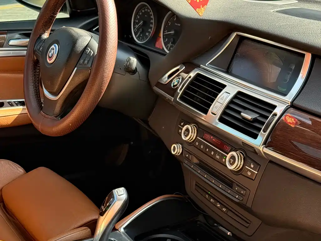 BMW X6 2011 — фото 16
