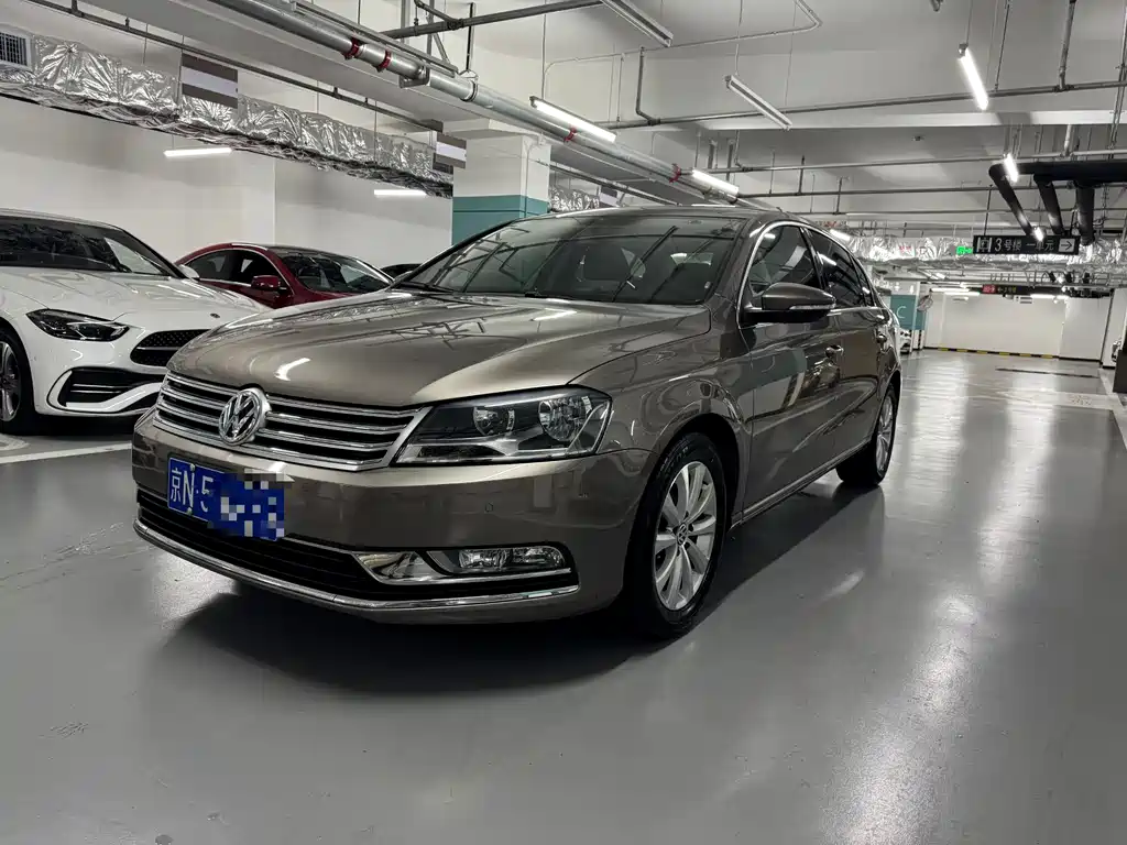 Volkswagen Magotan 2016