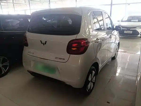 Wuling Hongguang MINIEV 2025