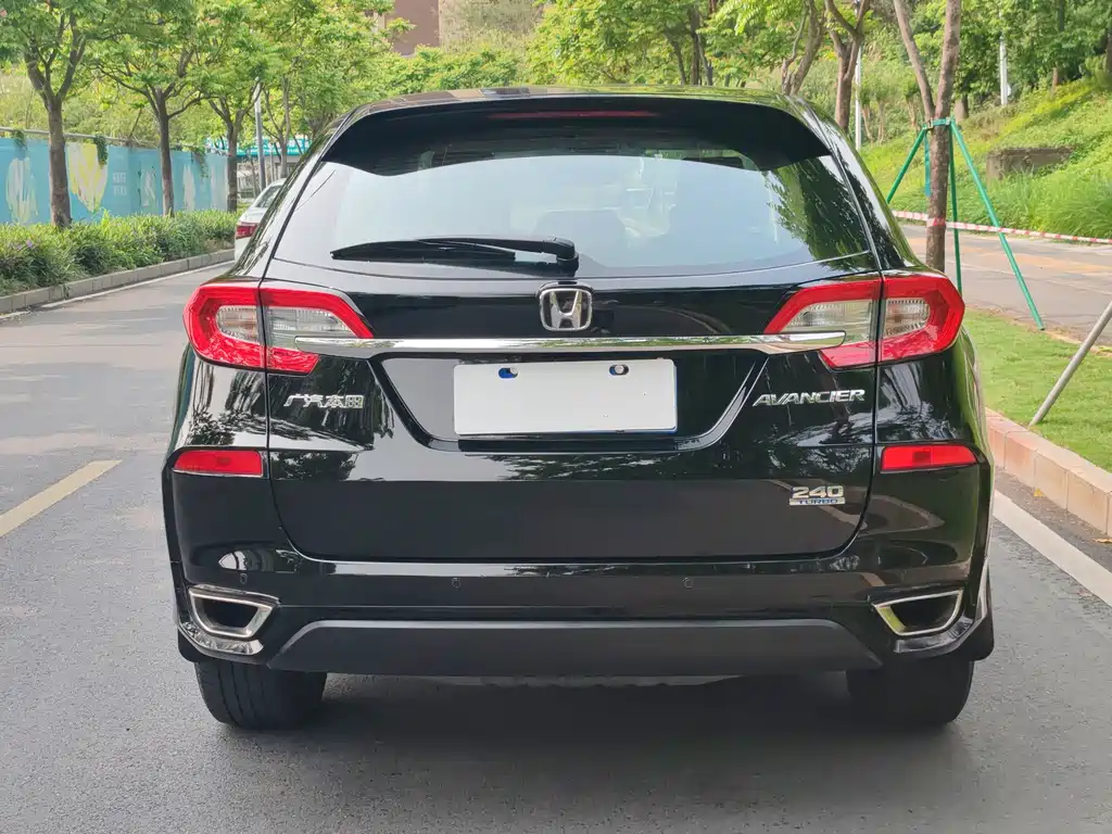 Honda Avancier 2018 — фото 3