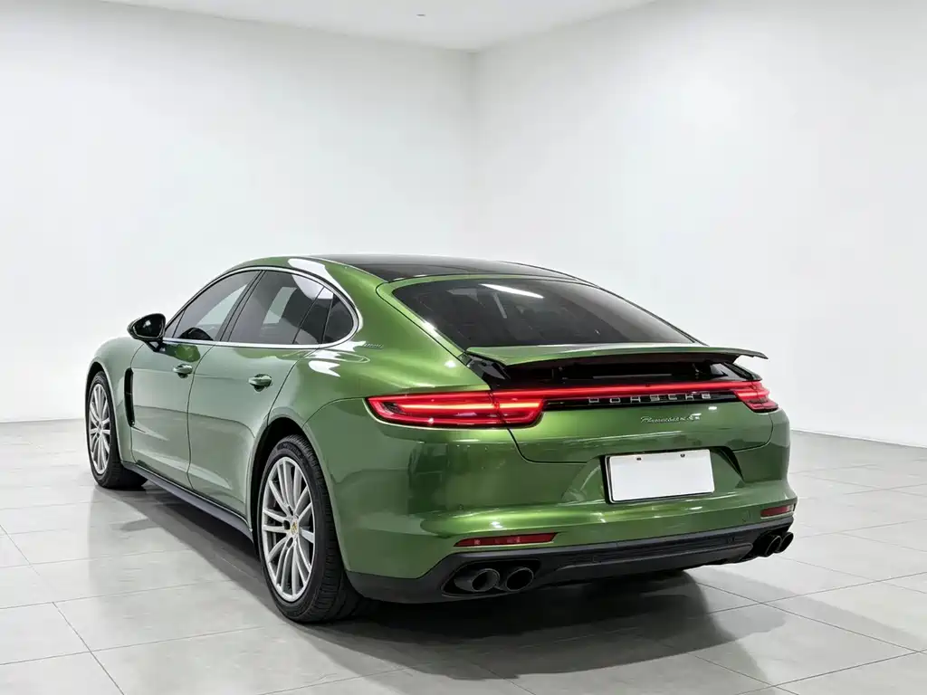 Porsche Panamera 2019 — фото 9