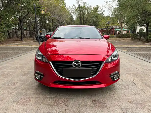 Mazda 3 Axela 2016