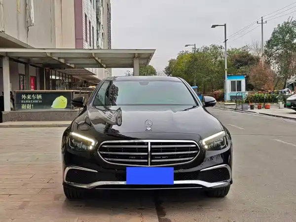 Mercedes-Benz E-Class 2021