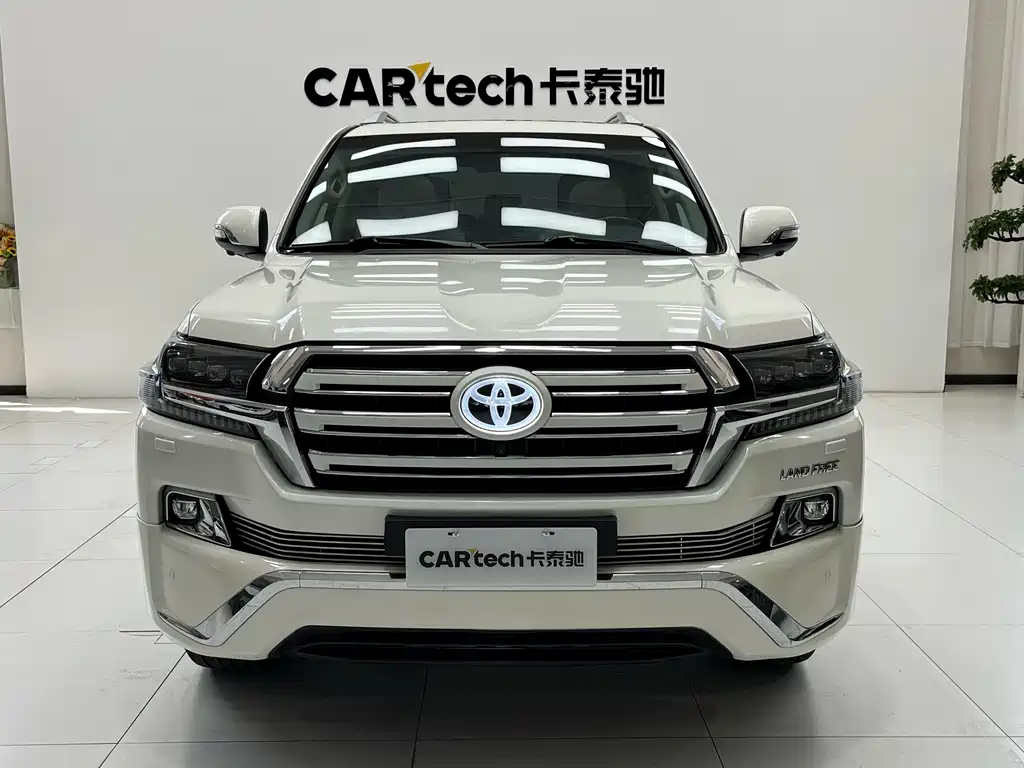 Toyota Land Cruiser 2019 — фото 2
